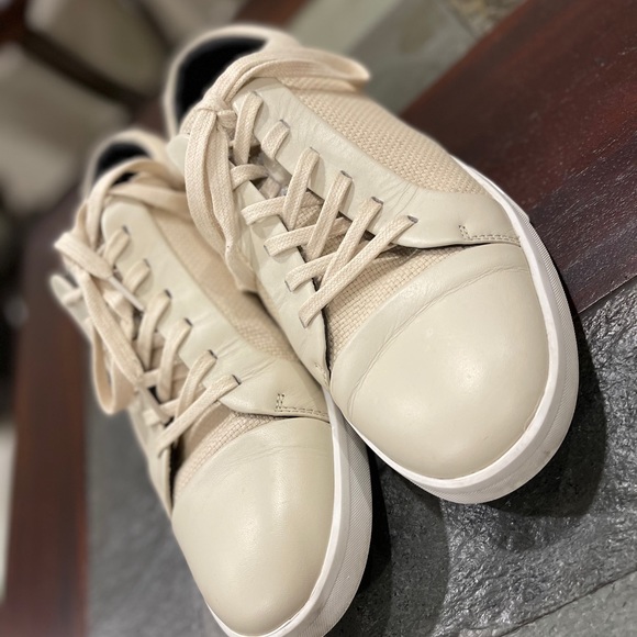 Calvin Klein shoes - Picture 4 of 5